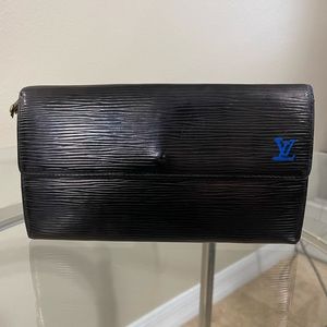 COPY - Louis Vuitton Epi wallet